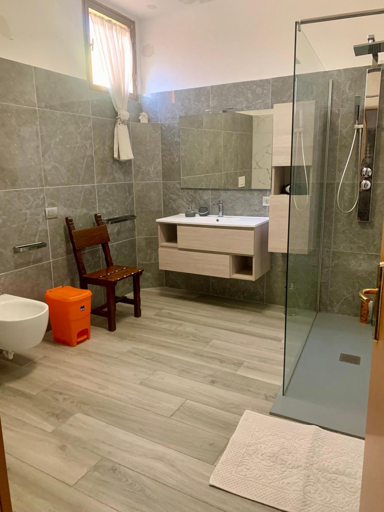 Апартаменты La Corte Casa Vacanze - 15 Min Driving Bg Orio Airport Villa di Serio Экстерьер фото
